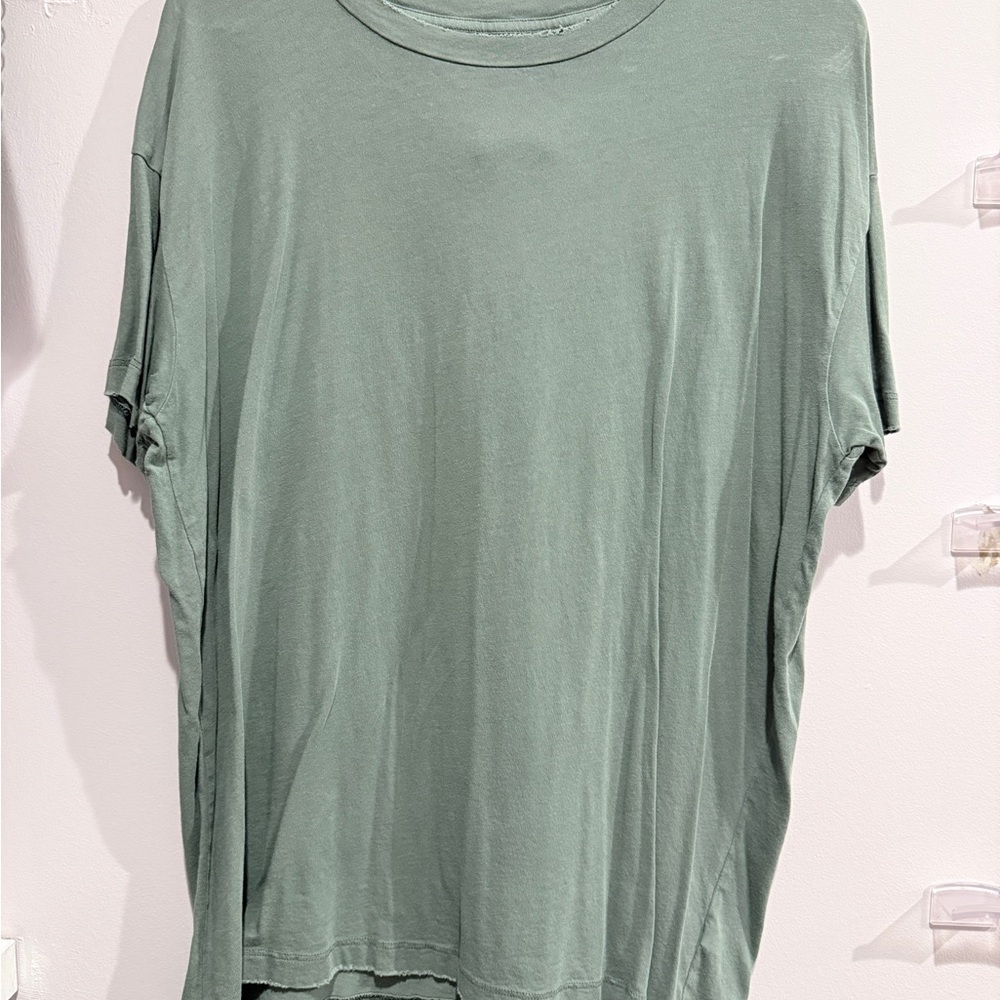 Green Short Sleeve Distressed T-Shirt